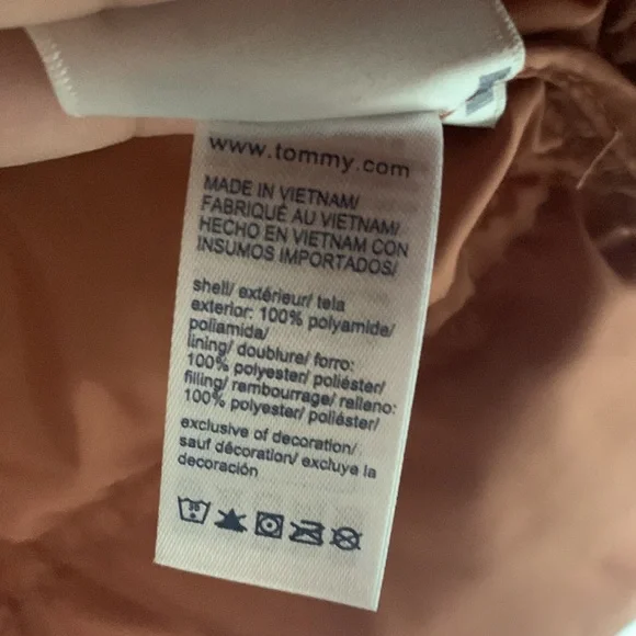NWOT Tommy Hilfiger puffer coat - Picture 6 of 16